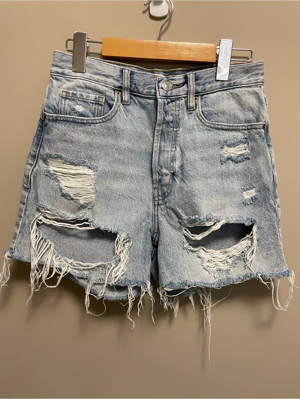 Pacsun Light Blue Distressed Denim Shorts 90s Girlfriend Women’s 26